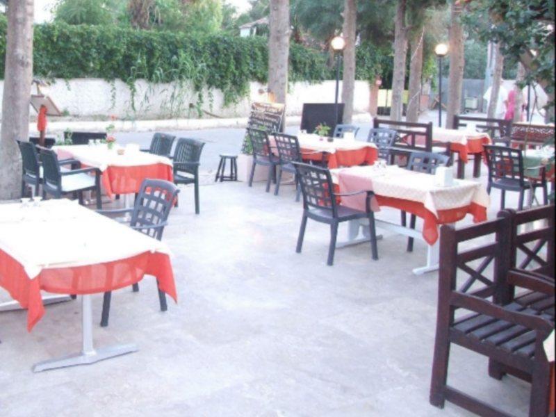 Safir Hotel Битез Экстерьер фото
