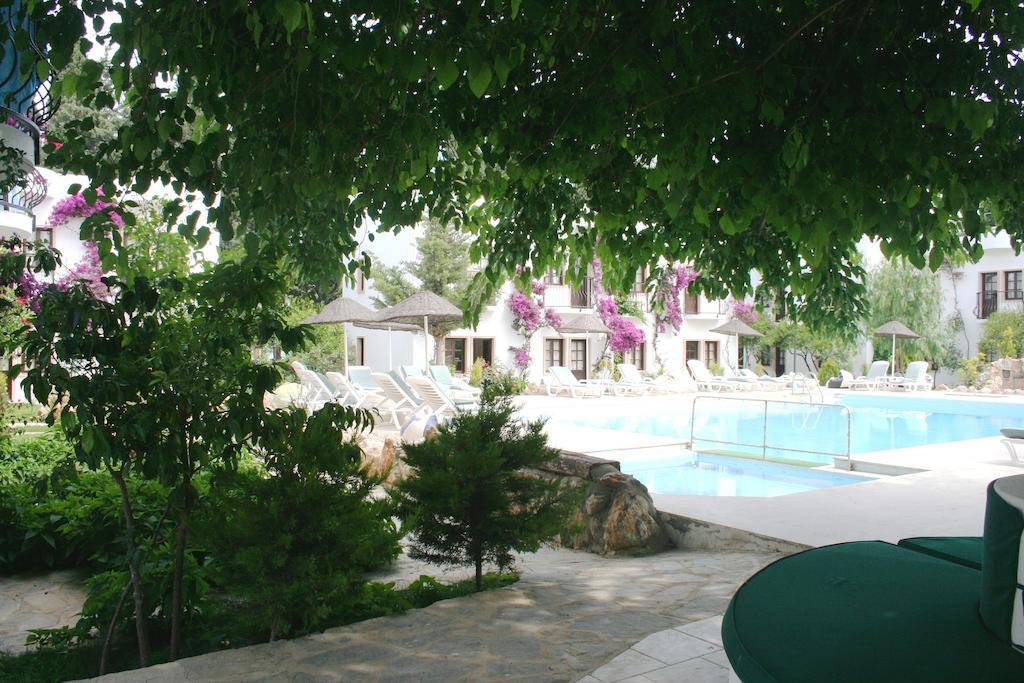 Safir Hotel Битез Экстерьер фото