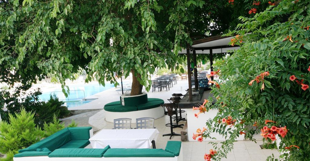 Safir Hotel Битез Экстерьер фото